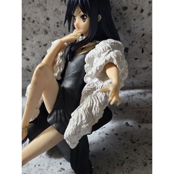 Accel World Pure Color King of Black Kuroyukihime PVC Figure NO THRONE NO SWORD - Picture 6 of 16